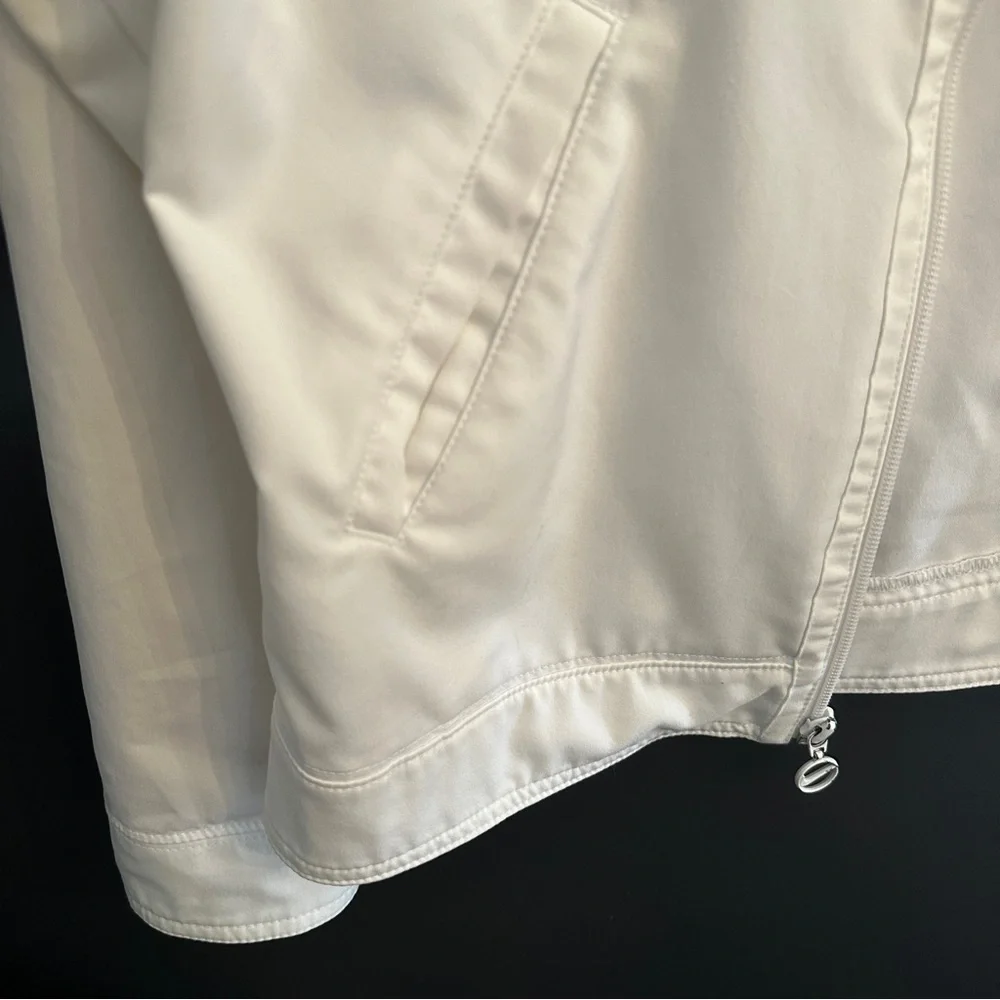 Nike Blue & White Lightweight Running Jacket | Size Medium (8-10)